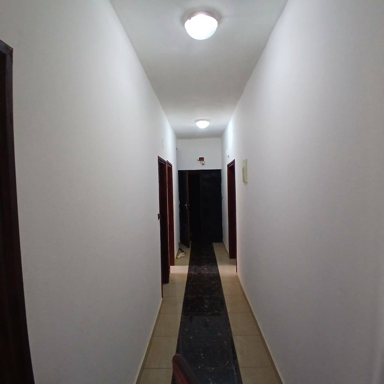 SUPERBE APPARTEMENT MODERNE À DAMAS PETITS GÉNIES, YAOUNDÉ