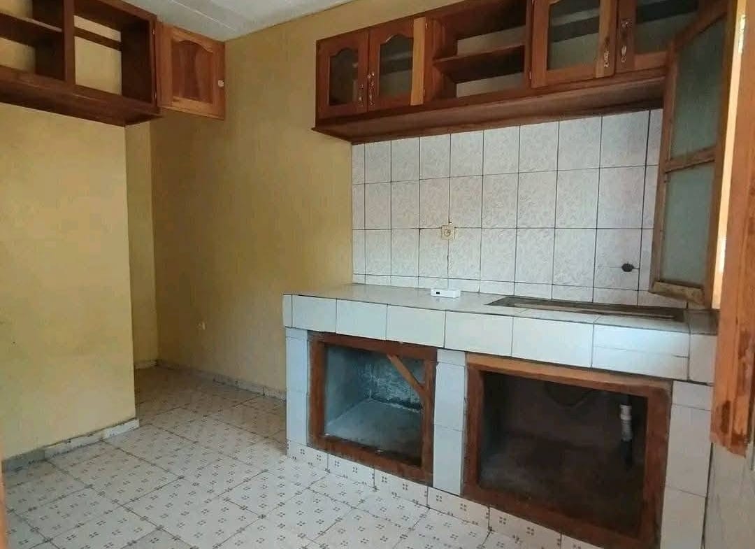 BEL APPARTEMENT À LOUER, YAOUNDÉ ETOUG-EBE 70 000 FCFA
