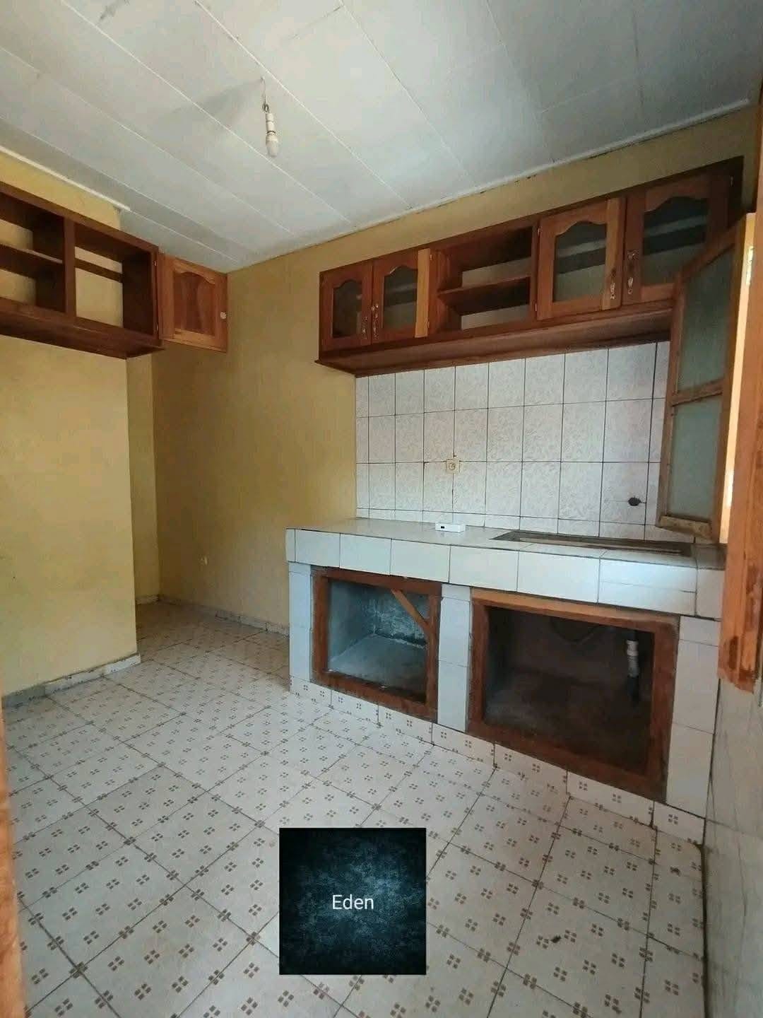 AIES_appart_etougebe_170826_csn1 BEL APPARTEMENT À LOUER, YAOUNDÉ ETOUG-EBE 70 000 FCFA