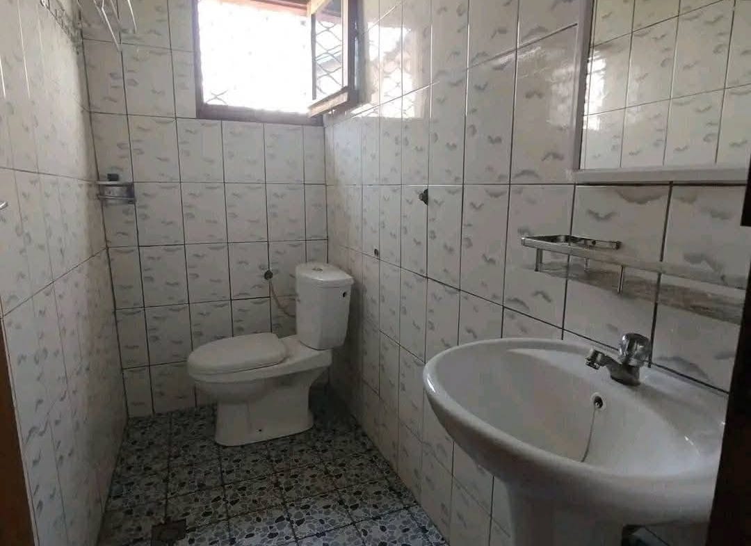 BEL APPARTEMENT À LOUER, YAOUNDÉ ETOUG-EBE 70 000 FCFA