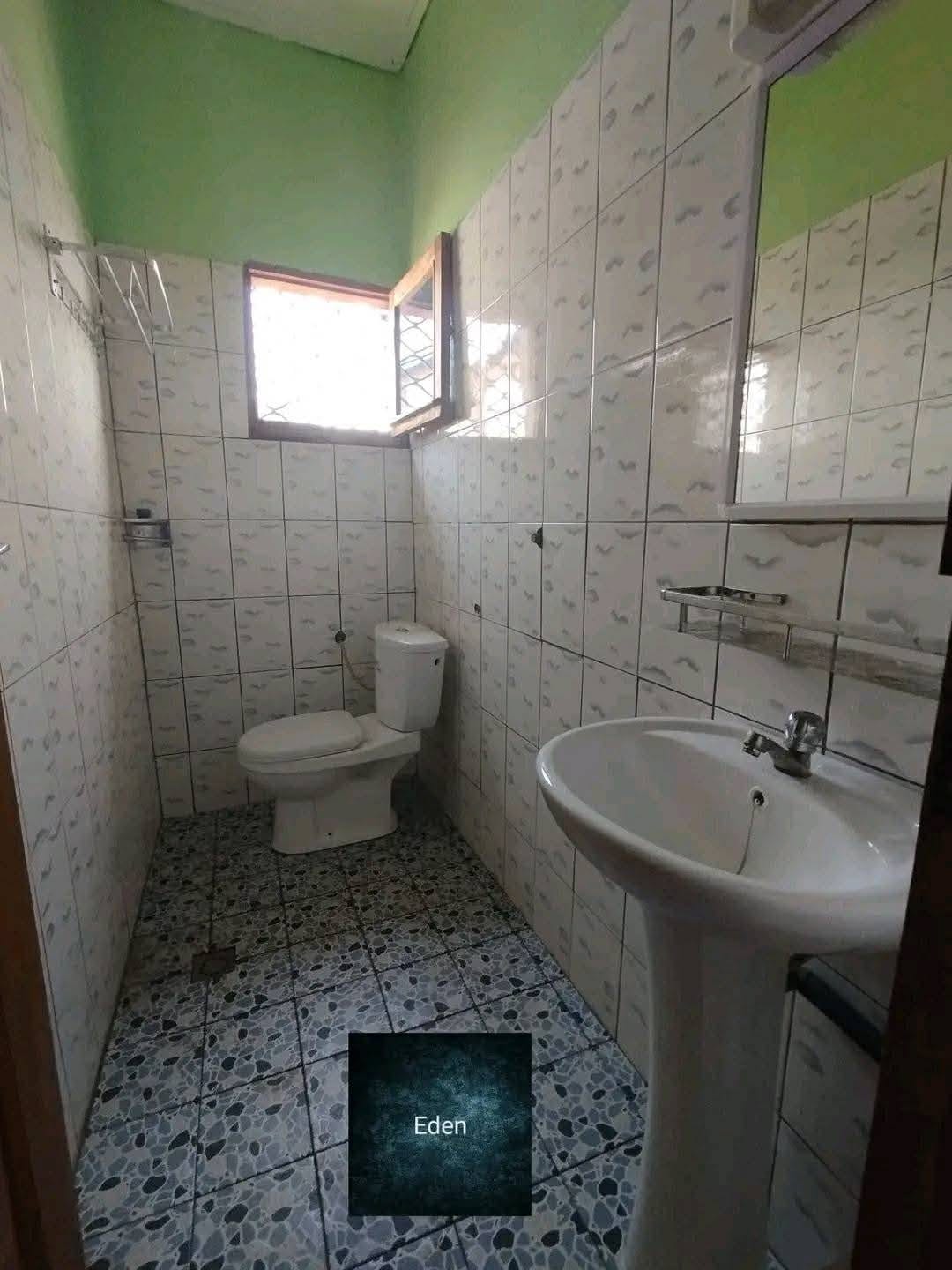 AIES_appart_etougebe_170826_dch1 BEL APPARTEMENT À LOUER, YAOUNDÉ ETOUG-EBE 70 000 FCFA