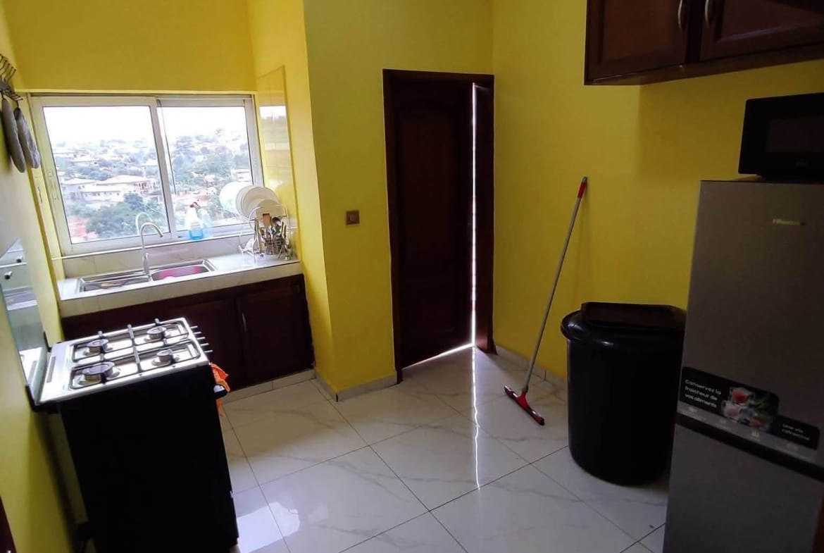 Appartement moderne non meublé à louer, Yaoundé Odza Borne 10