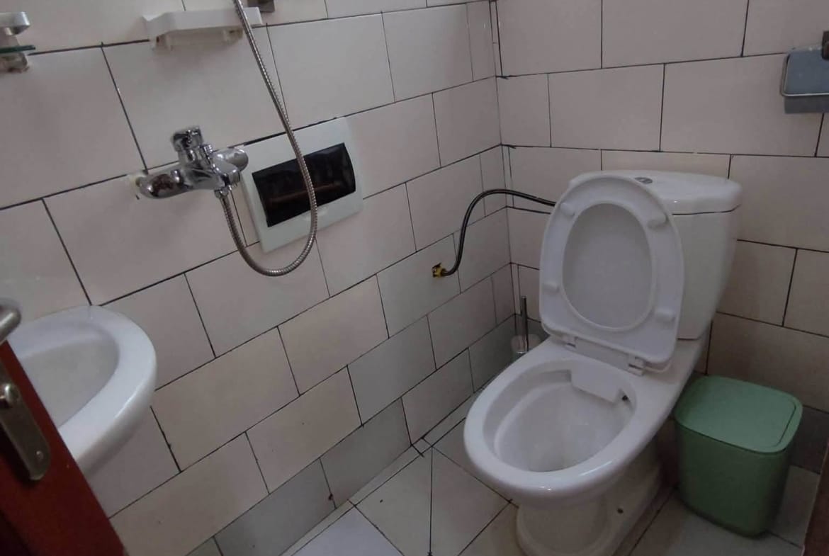 Appartement moderne non meublé à louer, Yaoundé Odza Borne 10
