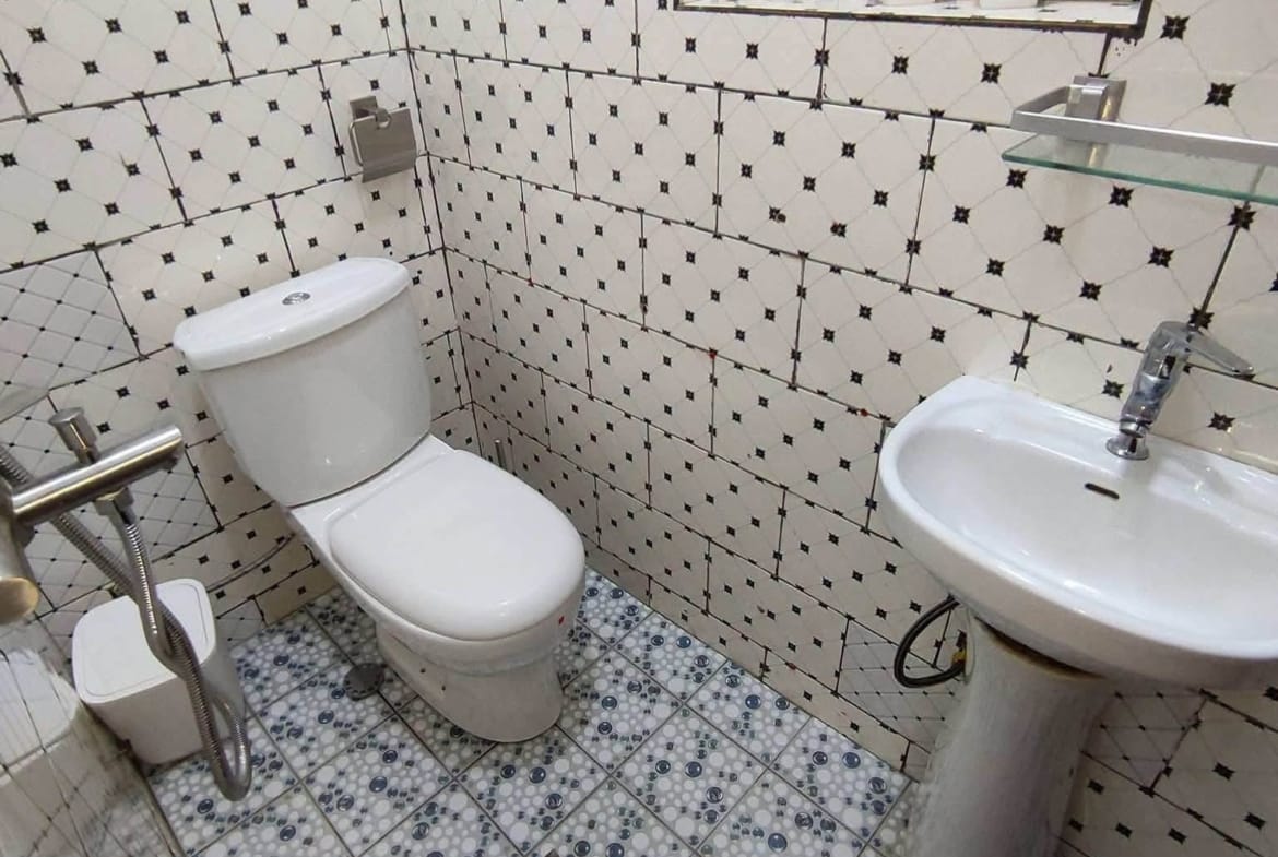 Appartement moderne non meublé à louer, Yaoundé Odza Borne 10