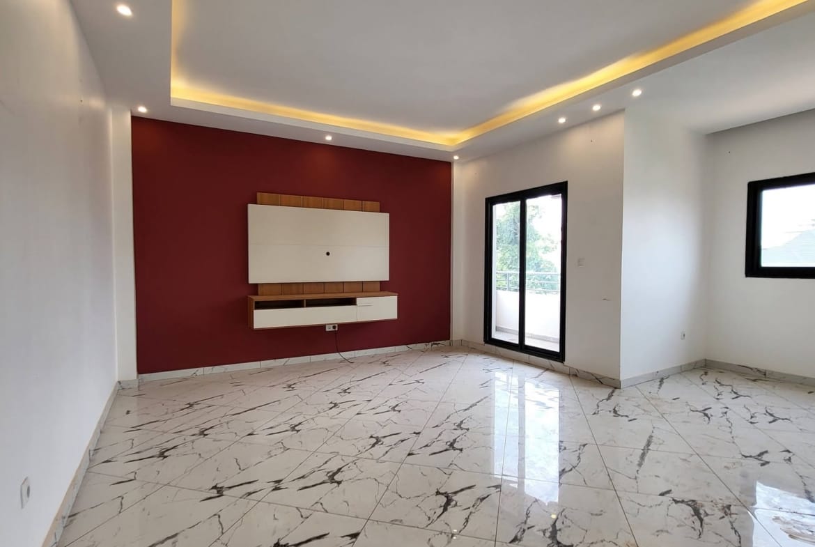 Appartement à louer à Simbock Bocom, 2 chambres avec parking et forage