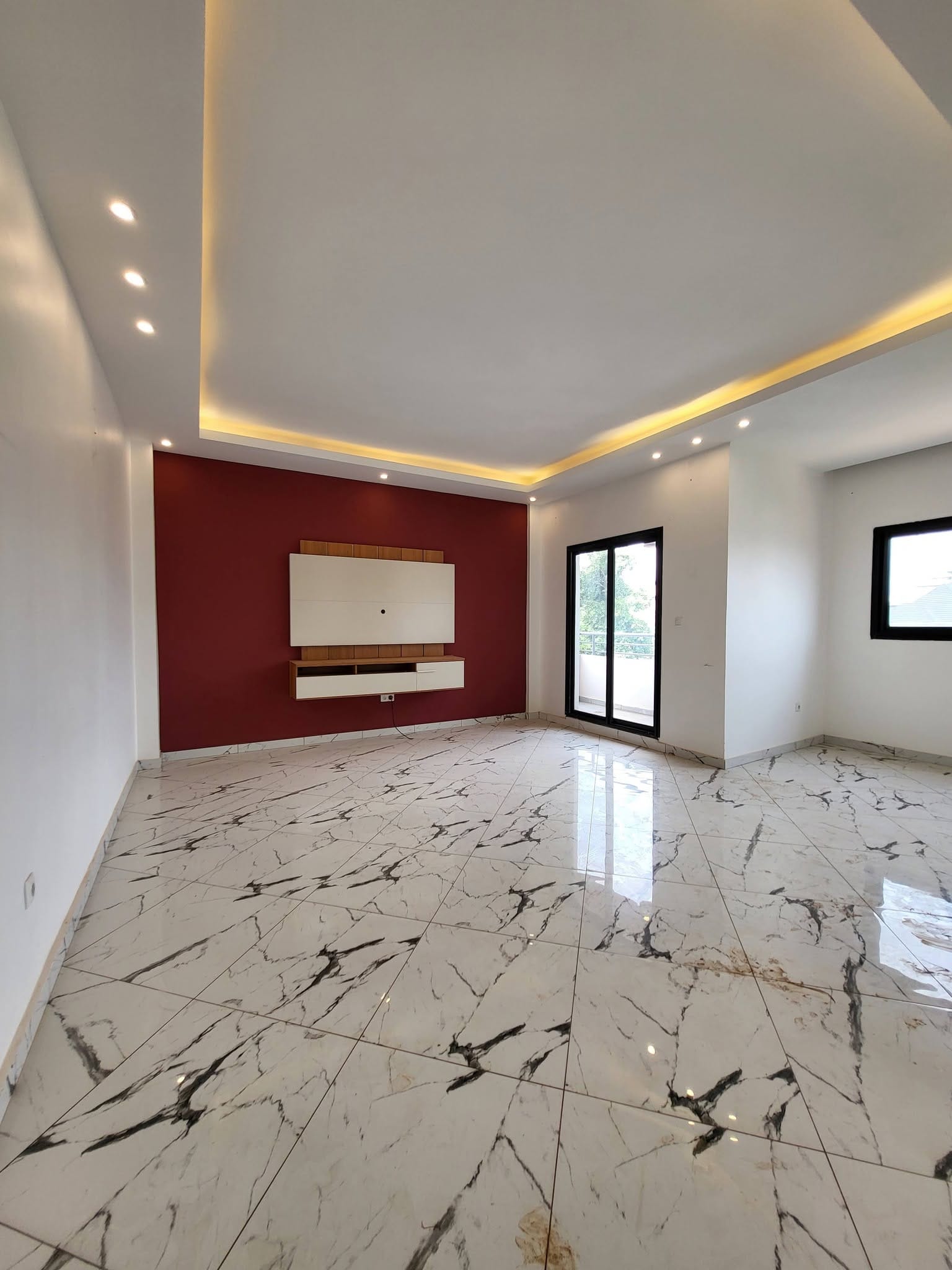 43788- Appartement à louer à Simbock Bocom, 2 chambres avec parking et forage