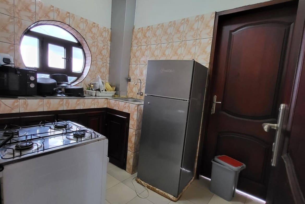 Appartement haut standing 3 chambres à louer à Simbock, Yaoundé