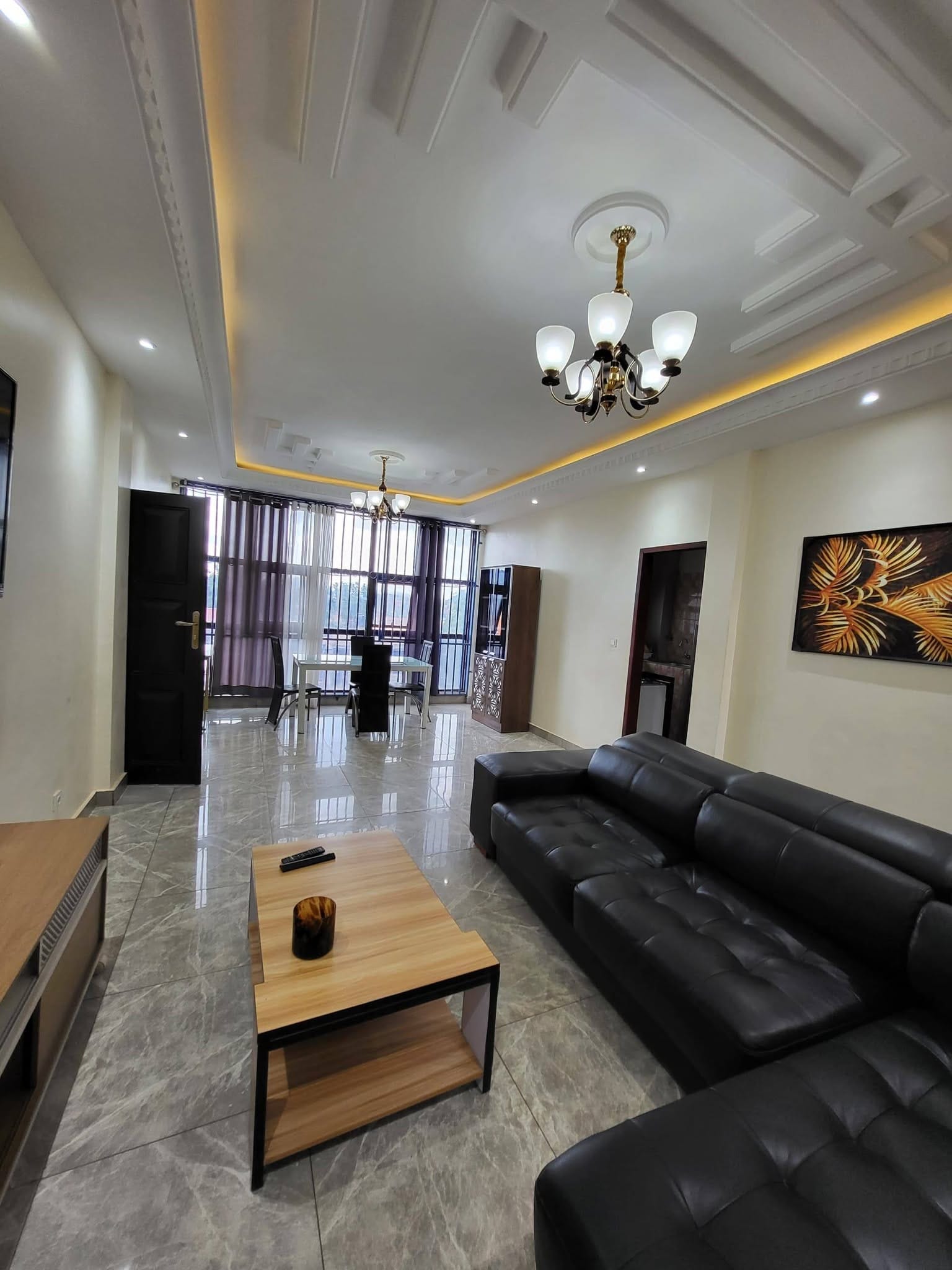 Appartement haut standing 3 chambres à louer à Simbock, Yaoundé