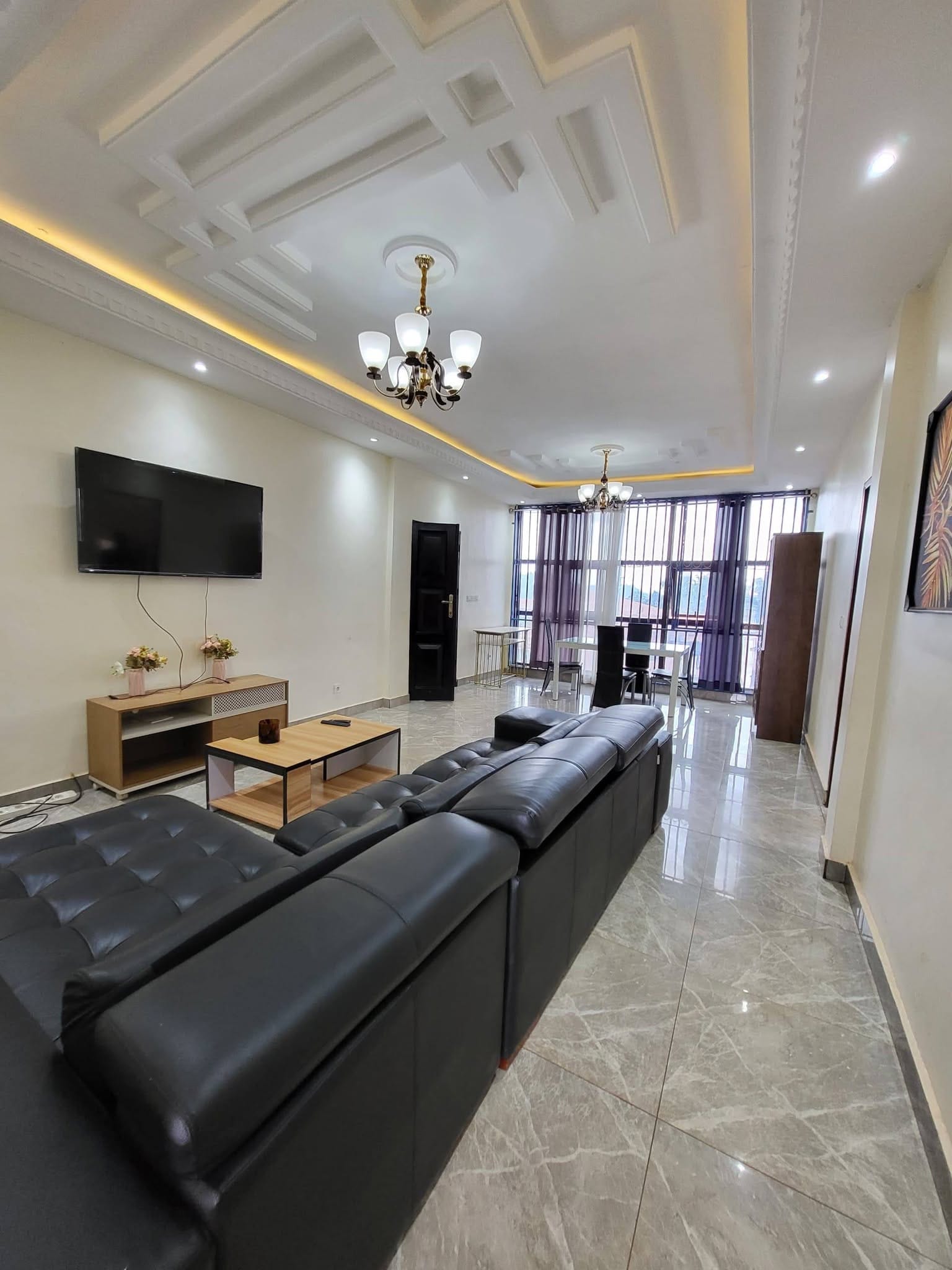 Appartement haut standing 3 chambres à louer à Simbock, Yaoundé