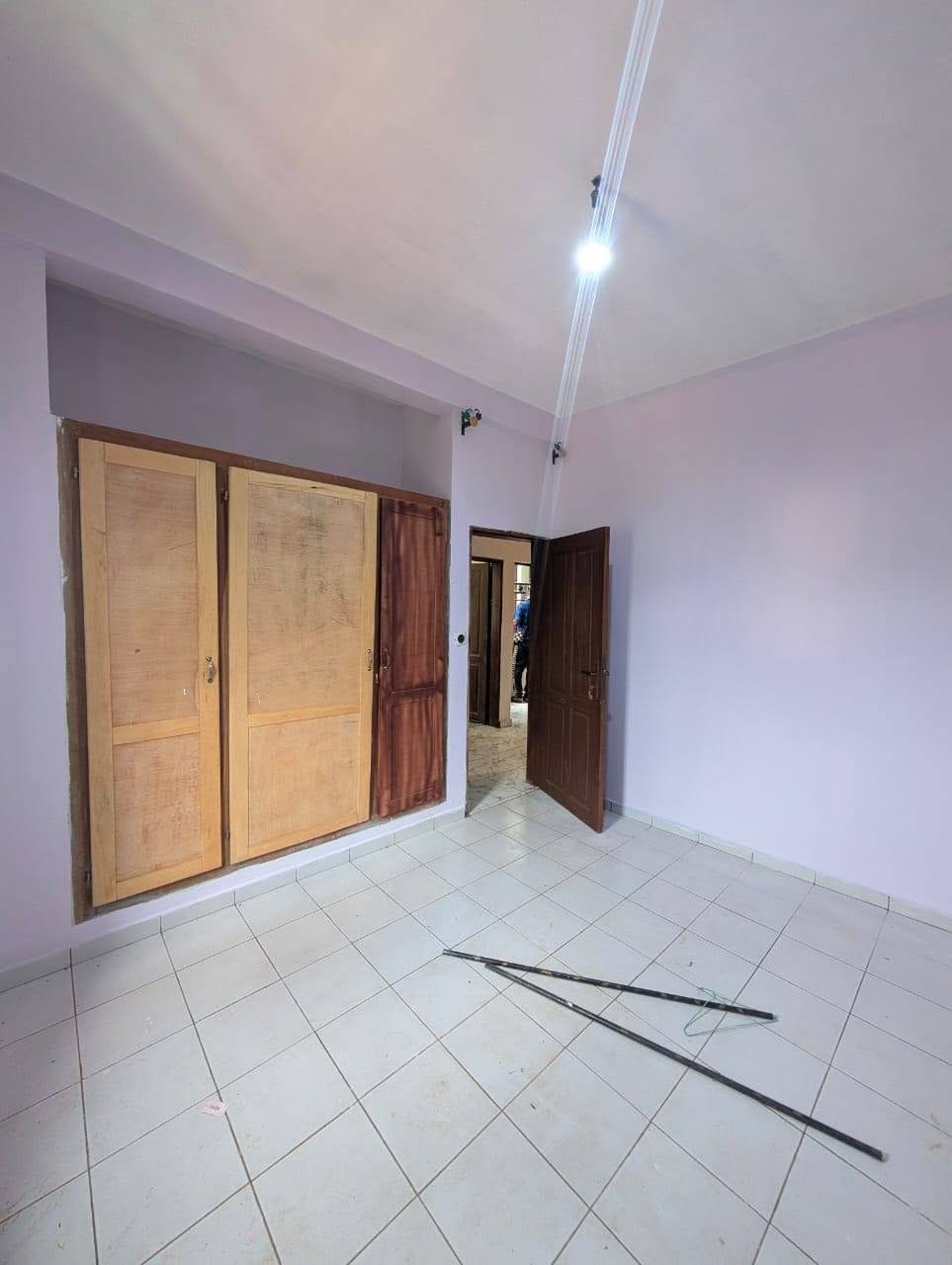 Studio moderne à louer à Nsam Obam, Yaoundé 75000 fcfa