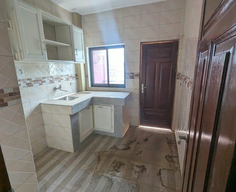 Appartement haut standing à louer au Complexe BEAC Yaoundé 200000fcfa