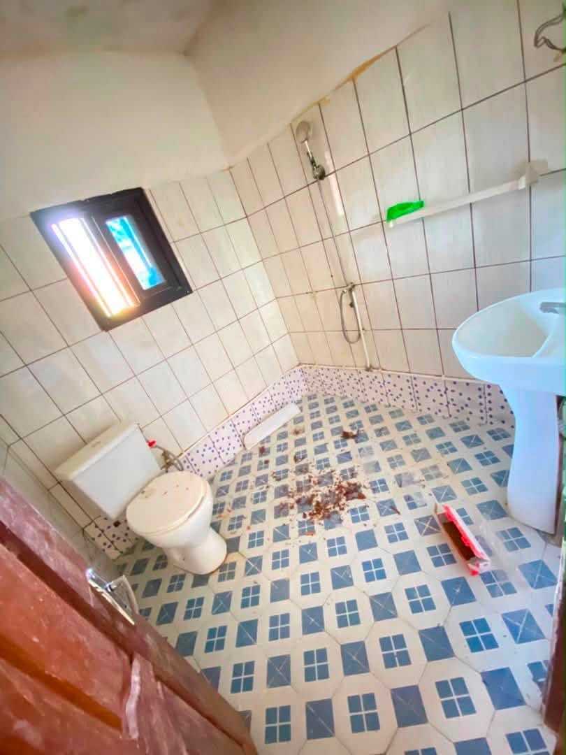 Appartement moderne 2 chambres à louer à Yaoundé Carrefour MEEC