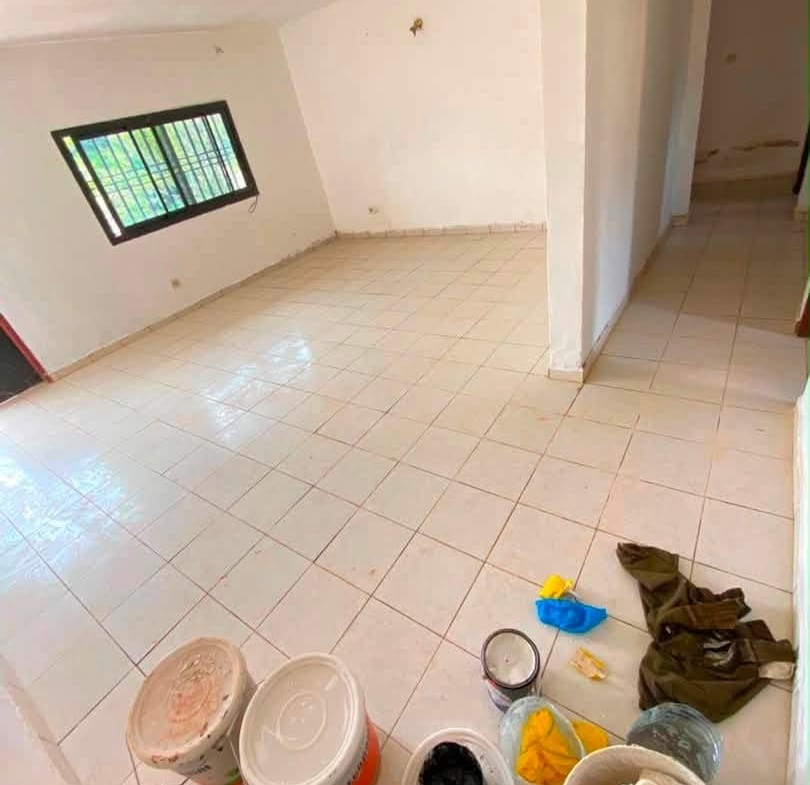 Appartement moderne 2 chambres à louer à Yaoundé Carrefour MEEC