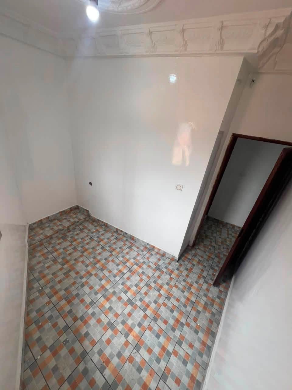 Mini appartement moderne 2 chambres à prix réduit, Yaoundé Ngousso