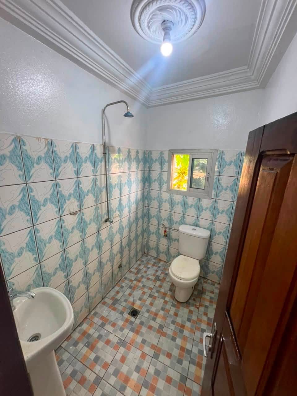 Mini appartement moderne 2 chambres à prix réduit, Yaoundé Ngousso