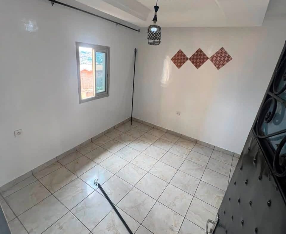 Mini appartement moderne 2 chambres à prix réduit, Yaoundé Ngousso
