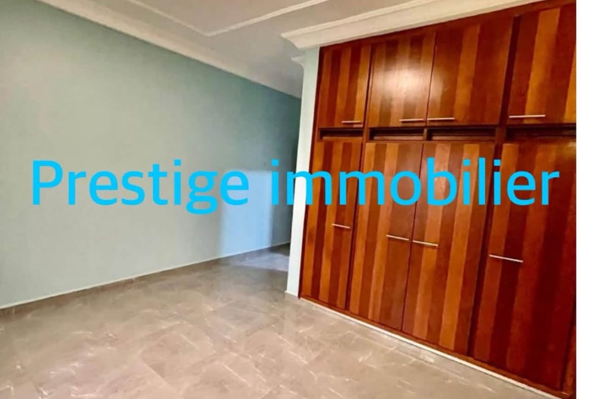 Appartement haut standing 2 chambres à louer à Yaoundé Tropicana