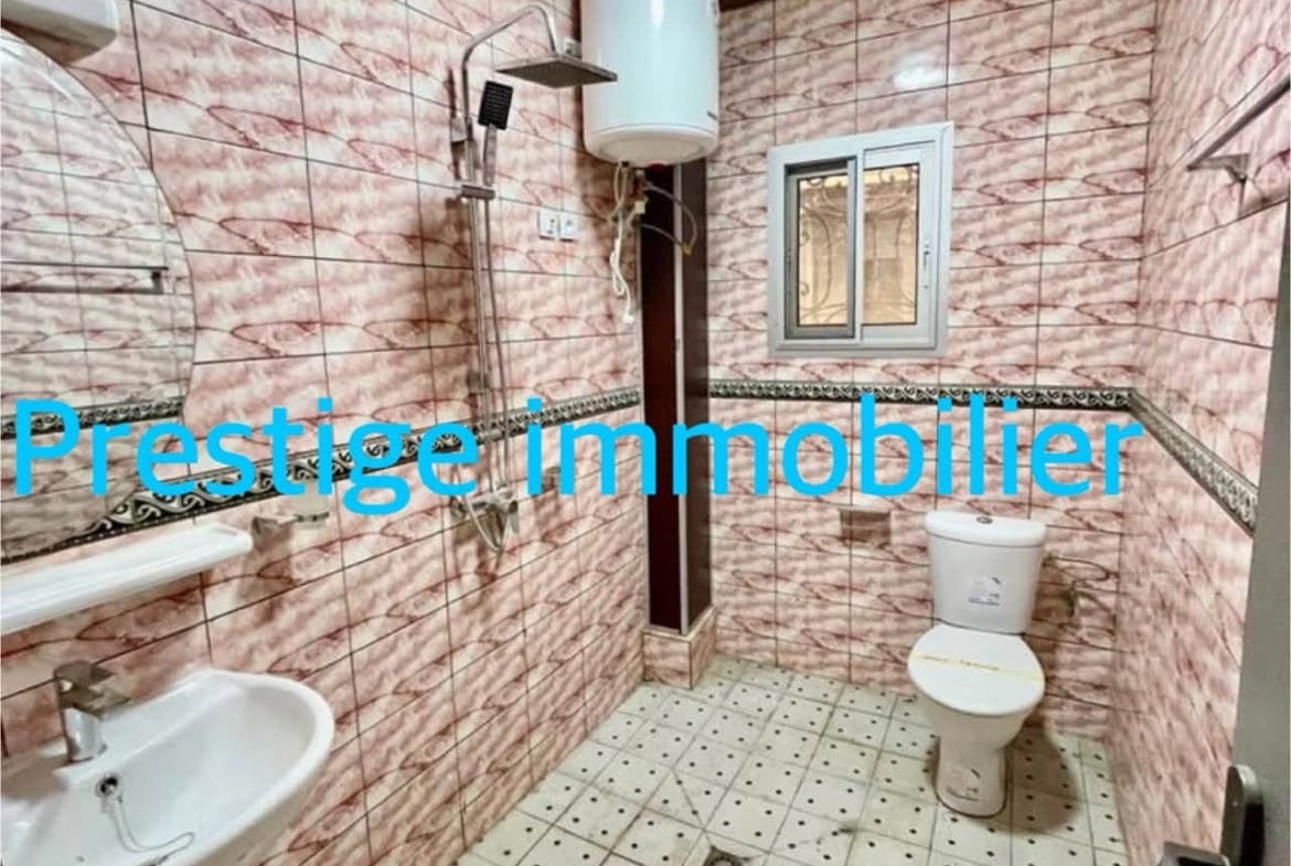 Appartement haut standing 2 chambres à louer à Yaoundé Tropicana