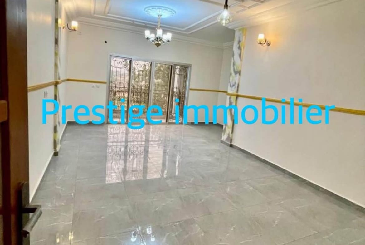 Appartement haut standing 2 chambres à louer à Yaoundé Tropicana