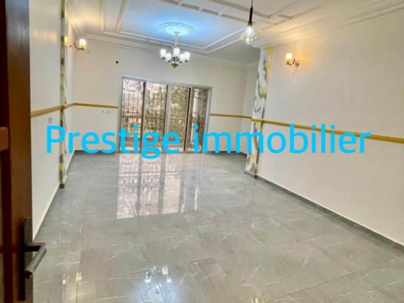 Appartement haut standing 2 chambres à louer à Yaoundé Tropicana