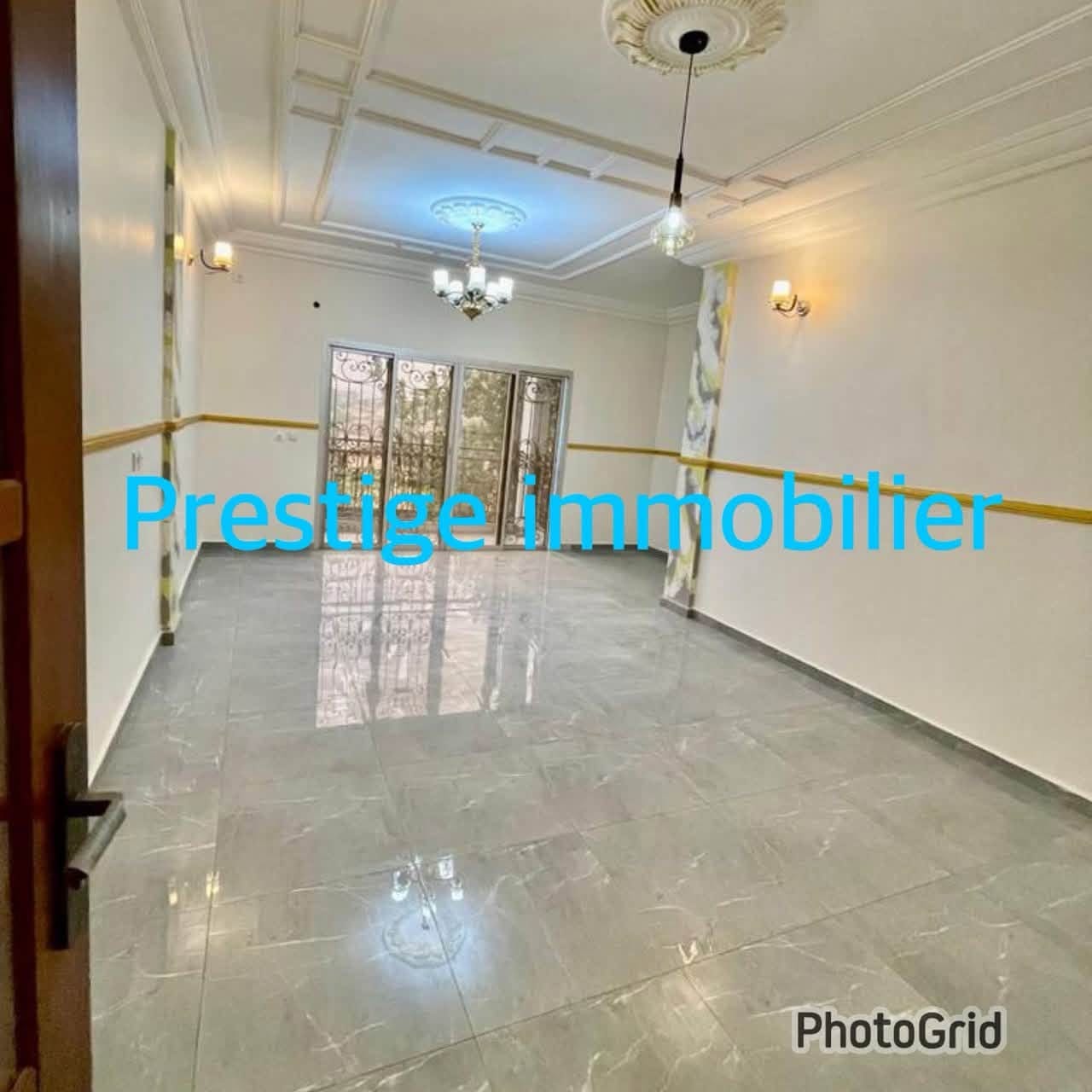 44163- Appartement haut standing 2 chambres à louer à Yaoundé Tropicana