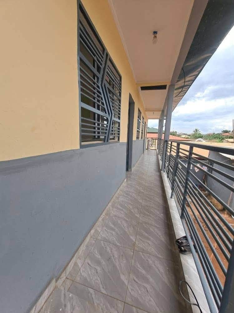 Studio moderne à louer à Ngousso 60000 fcfa