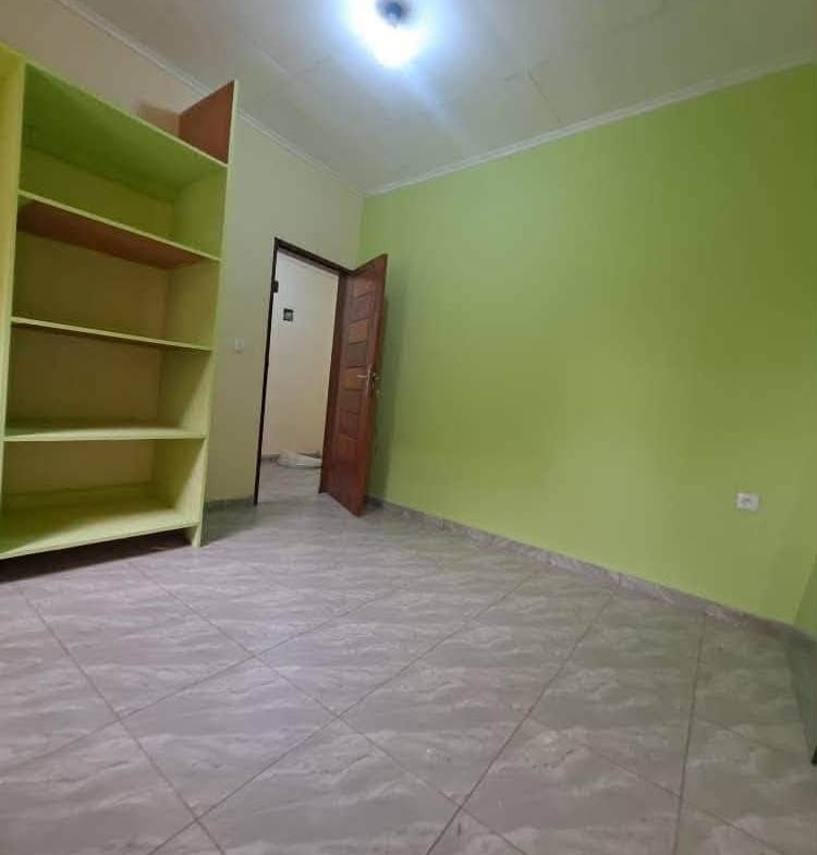 Studio moderne à louer à Ngousso 60000 fcfa
