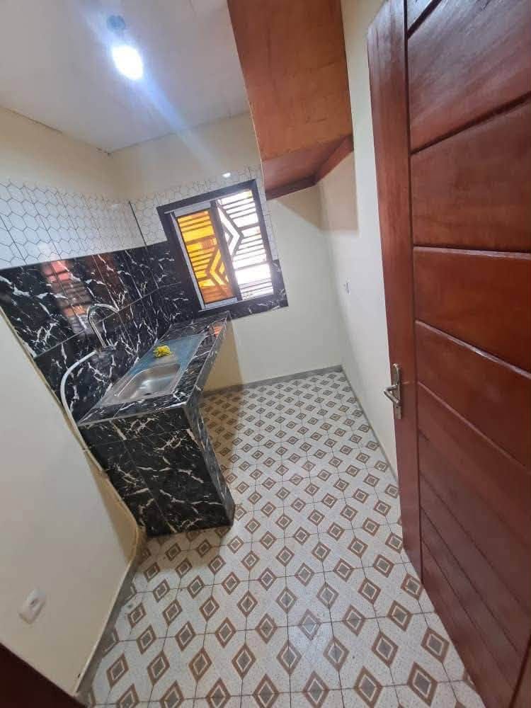 Studio moderne à louer à Ngousso 60000 fcfa