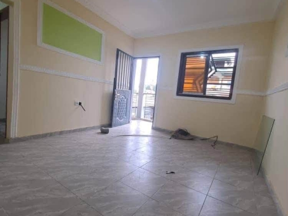 Studio moderne à louer à Ngousso 60000 fcfa