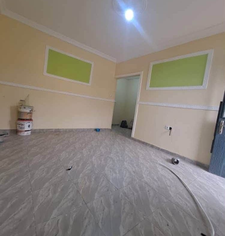 Studio moderne à louer à Ngousso 60000 fcfa