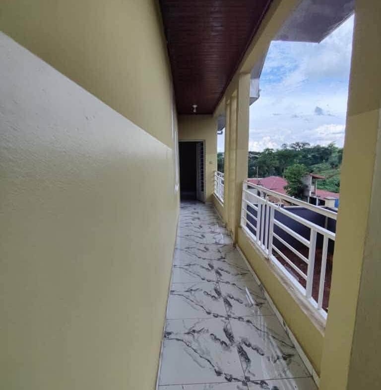 Studio moderne pas cher à louer à Yaoundé Tsinga Village 60000 FCFA