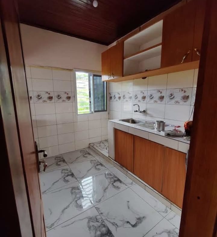 Studio moderne pas cher à louer à Yaoundé Tsinga Village 60000 FCFA