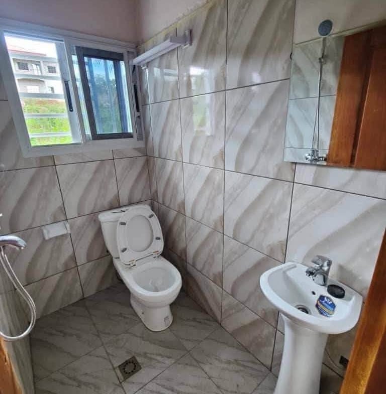 Studio moderne pas cher à louer à Yaoundé Tsinga Village 60000 FCFA