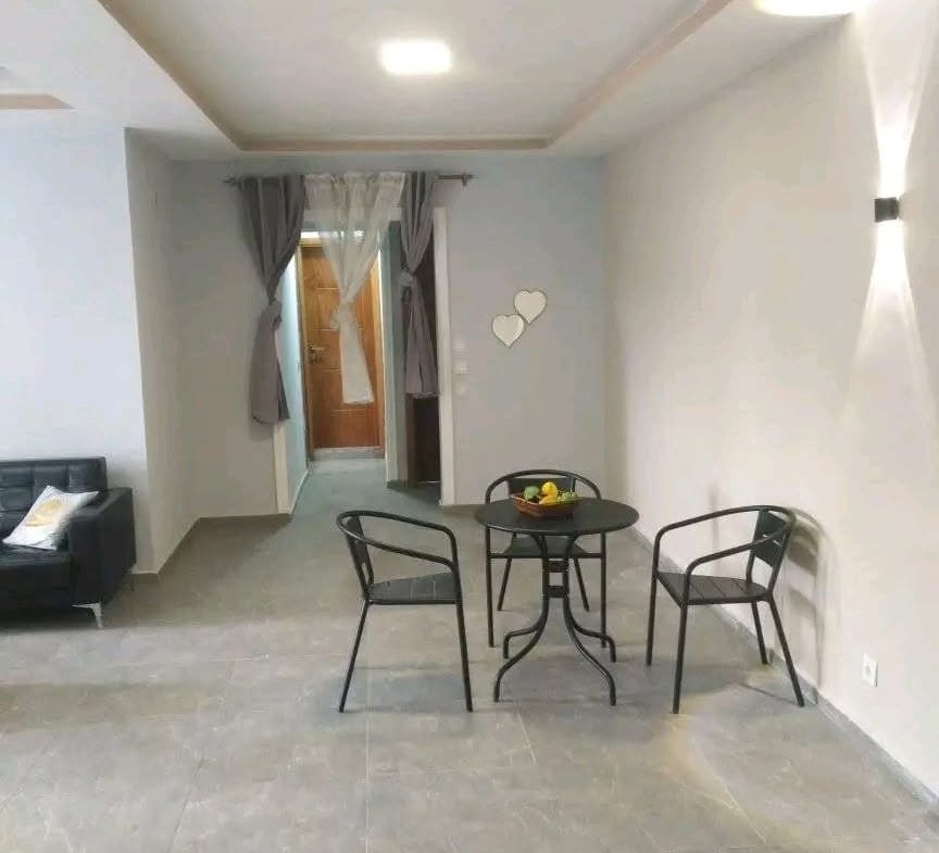 APPARTEMENT MEUBLÉ EN LOCATION À NGAOUNDERE SIS À BEKA