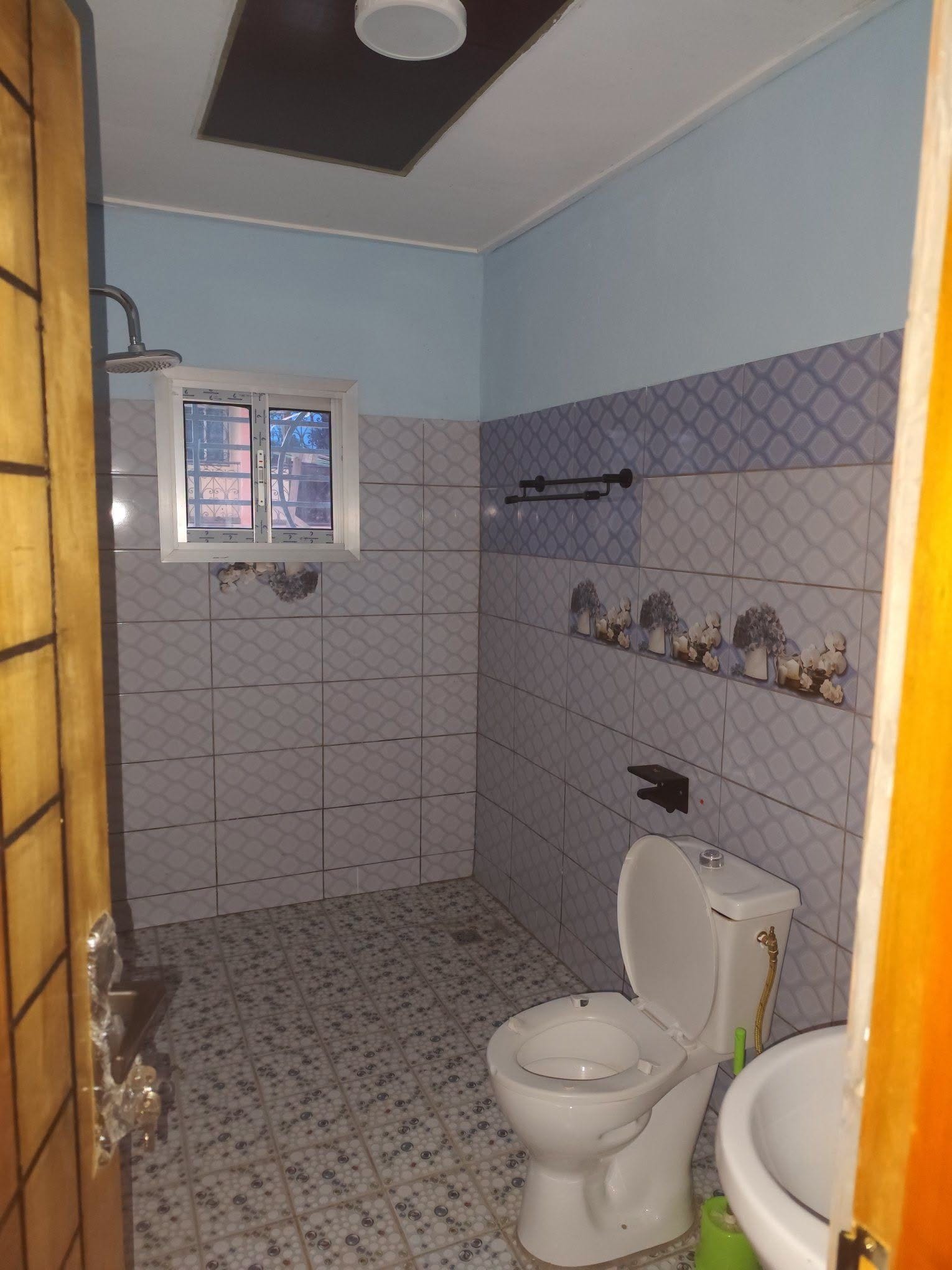 Appartement haut standing 2 chambres à louer à Ebolowa Mekalat