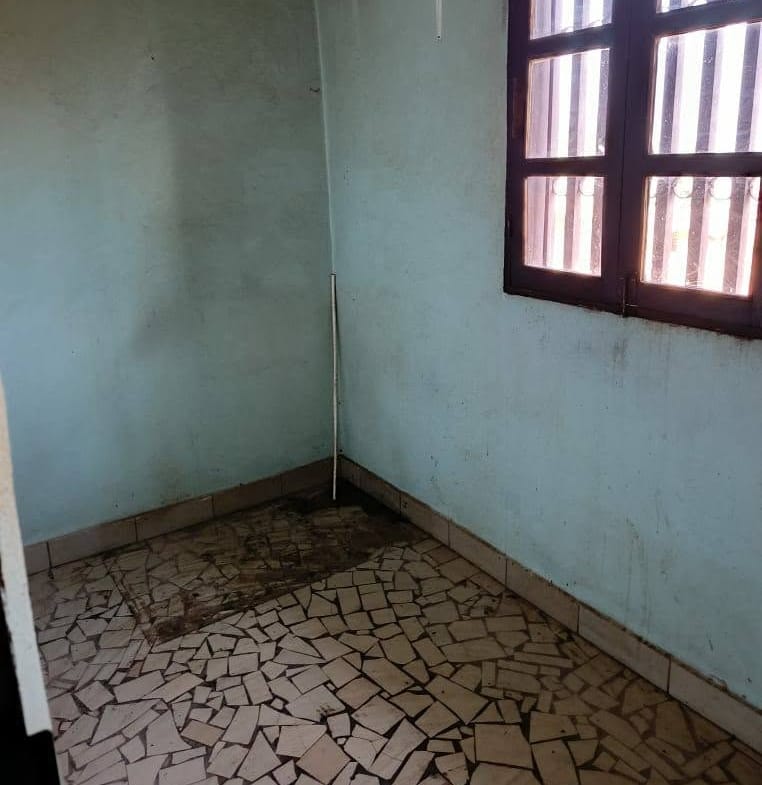 Maison 3 chambres à louer à Maetur Bafoussam en bordure du goudron