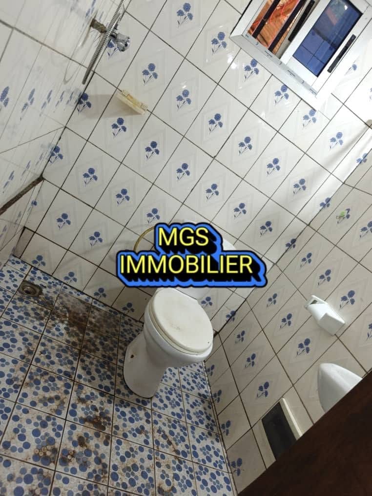 MGS_maison_fussap_300826_dch1 Maison 2 chambres à louer au carrefour Le Maire, Bafoussam 60000 fcfa