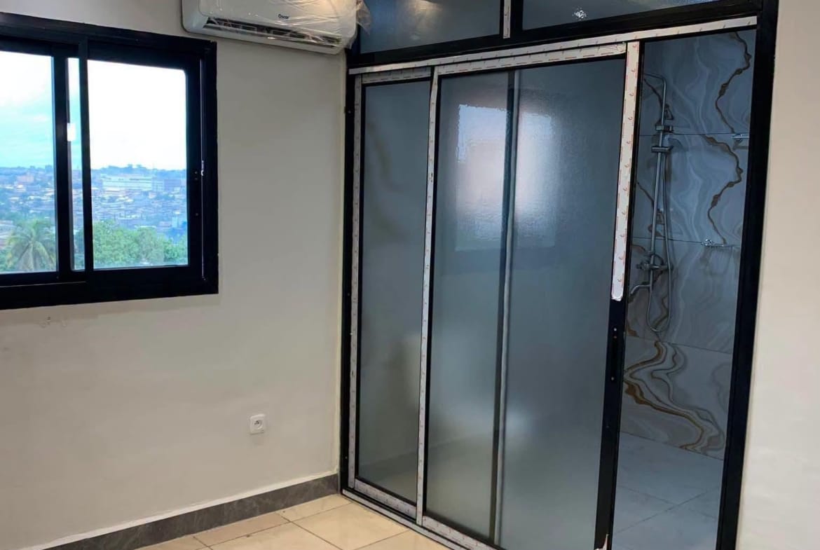 Appartement à louer à Yaoundé Elig Essono 2 chambres