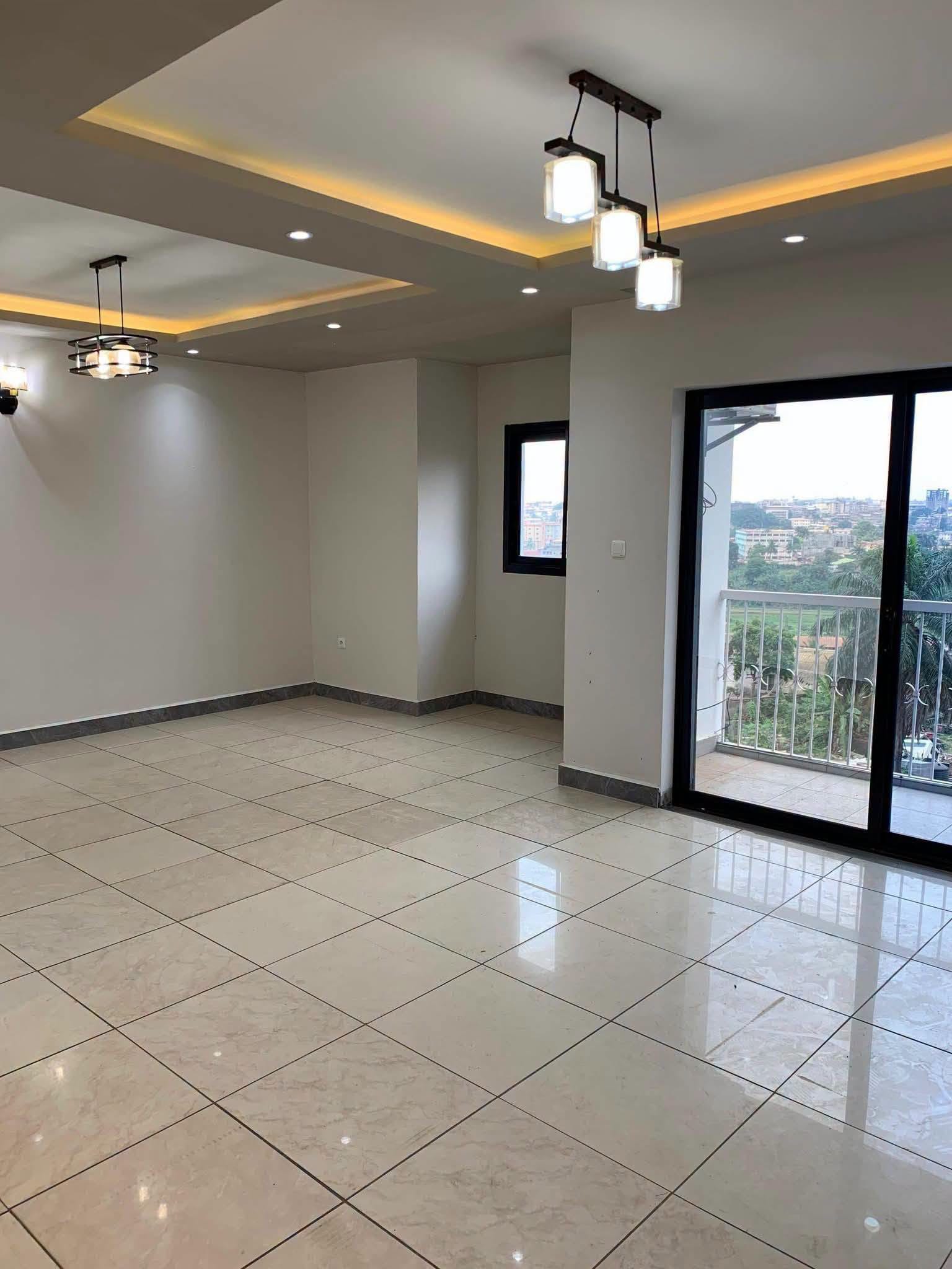 43883- Appartement à louer à Yaoundé Elig Essono 2 chambres