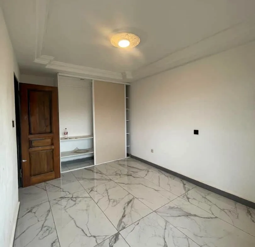 Appartement standing 4 chambres à louer à Yaoundé Ngousso