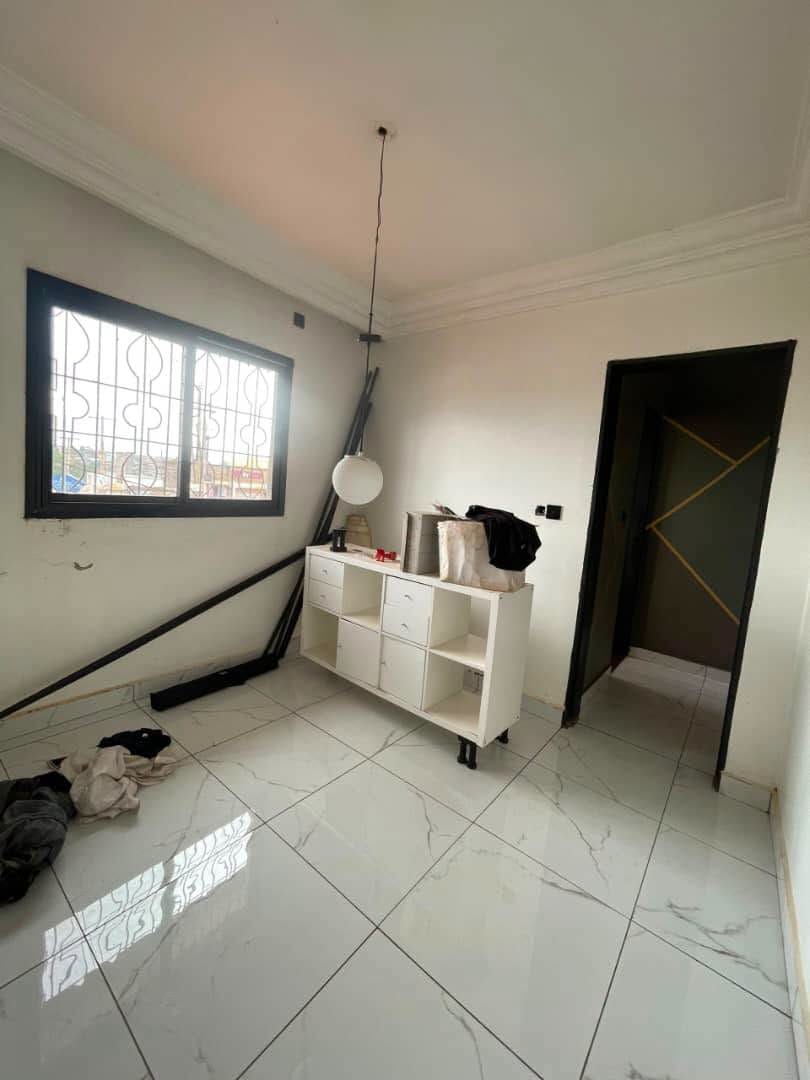 Appartement standing 4 chambres à louer à Yaoundé Ngousso