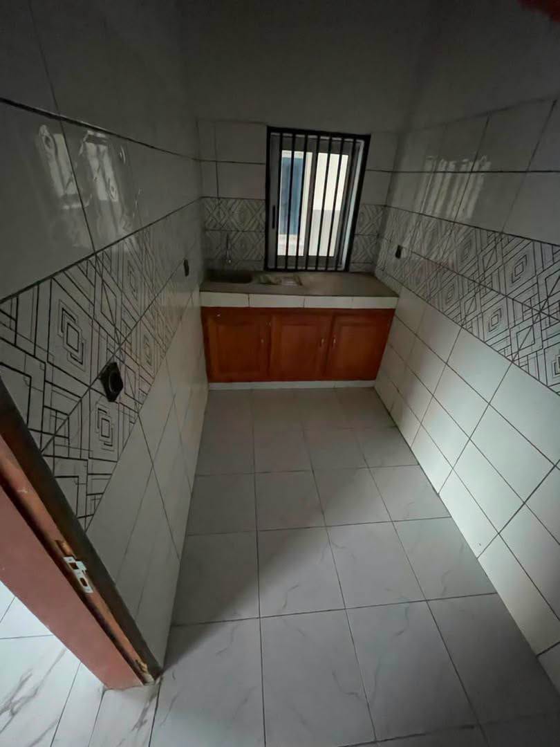 PIL_appart_nkolmess_130826_csn APPARTEMENTS FLAMBANT NEUFS À LOUER À NKOLMESSENG