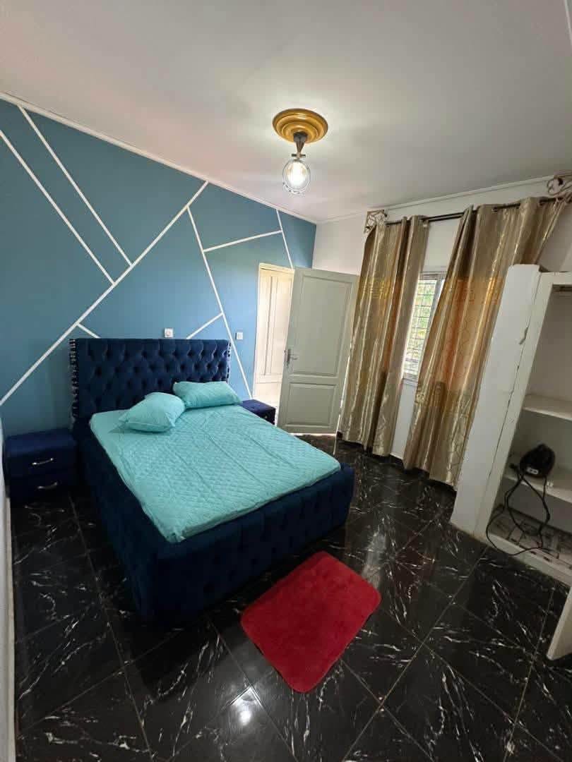 Bel appartement 2 chambres avec piscine à Tradex Éleveur, Yaoundé