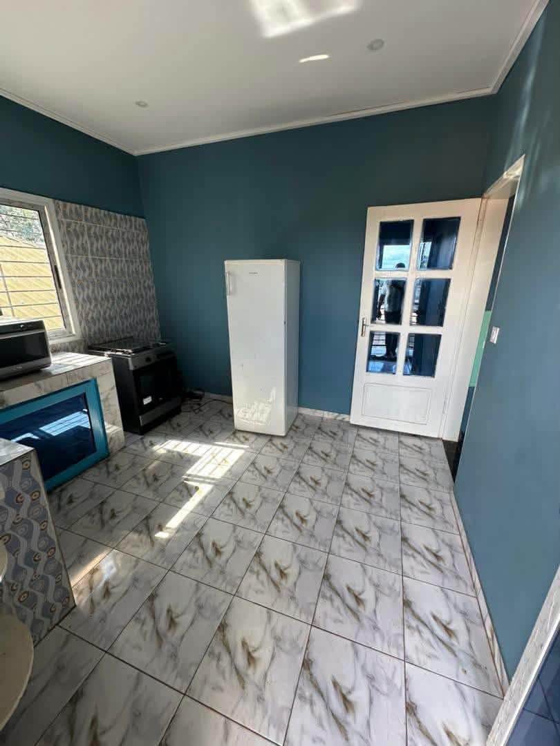 Bel appartement 2 chambres avec piscine à Tradex Éleveur, Yaoundé