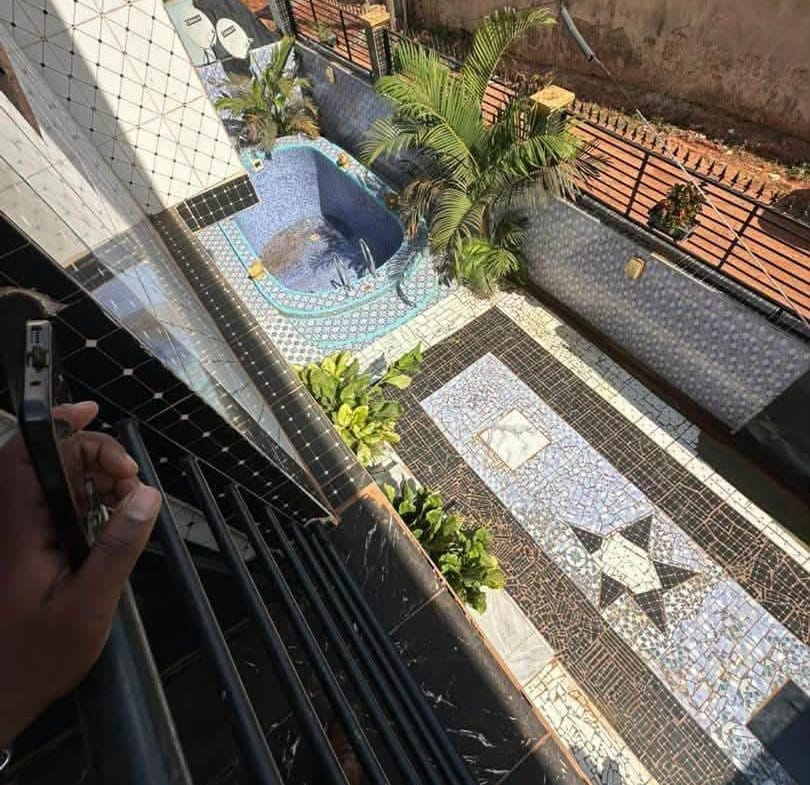 Bel appartement 2 chambres avec piscine à Tradex Éleveur, Yaoundé