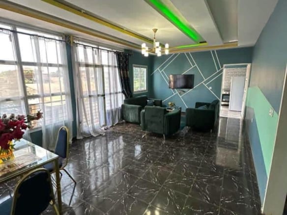 Bel appartement 2 chambres avec piscine à Tradex Éleveur, Yaoundé