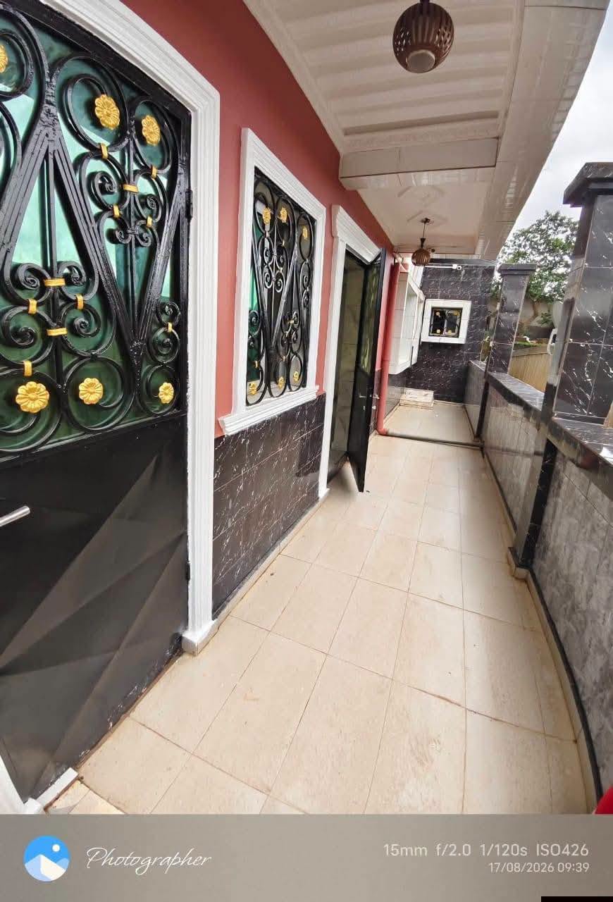 Studio moderne avec climatisation, parking à Essomba, Yaoundé