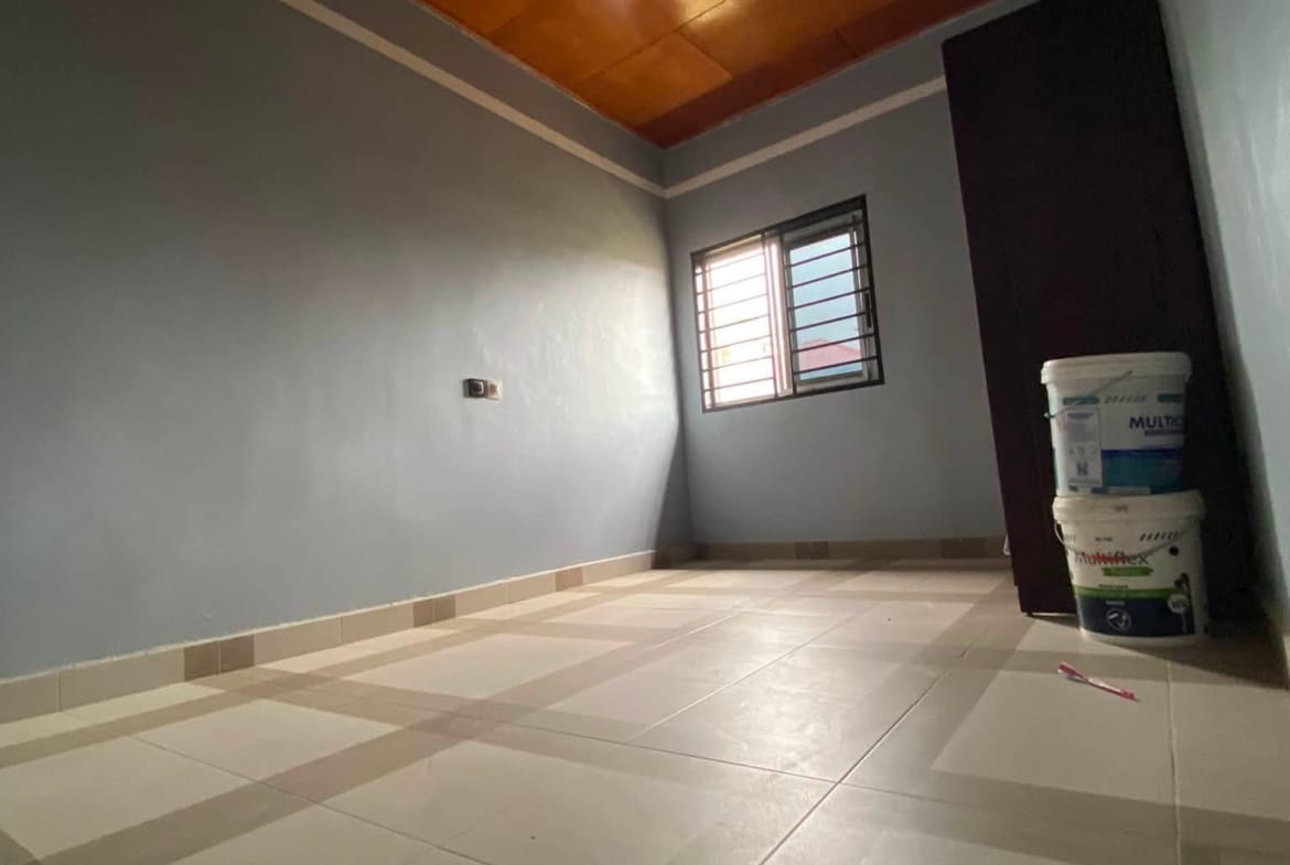 Apartement neuf et moderne à louer à Japoma par Nyalla château