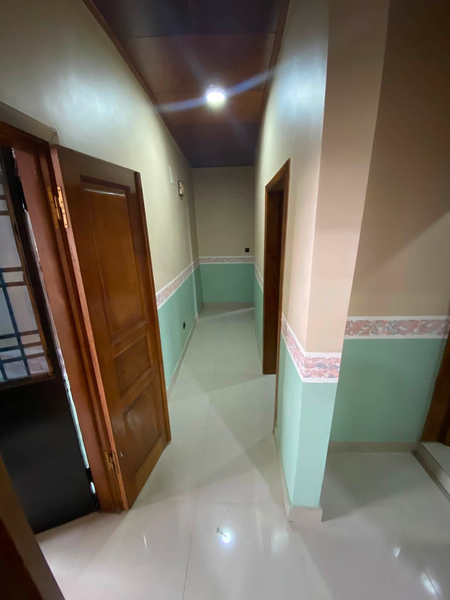 Apartement neuf et moderne à louer à Japoma par Nyalla château