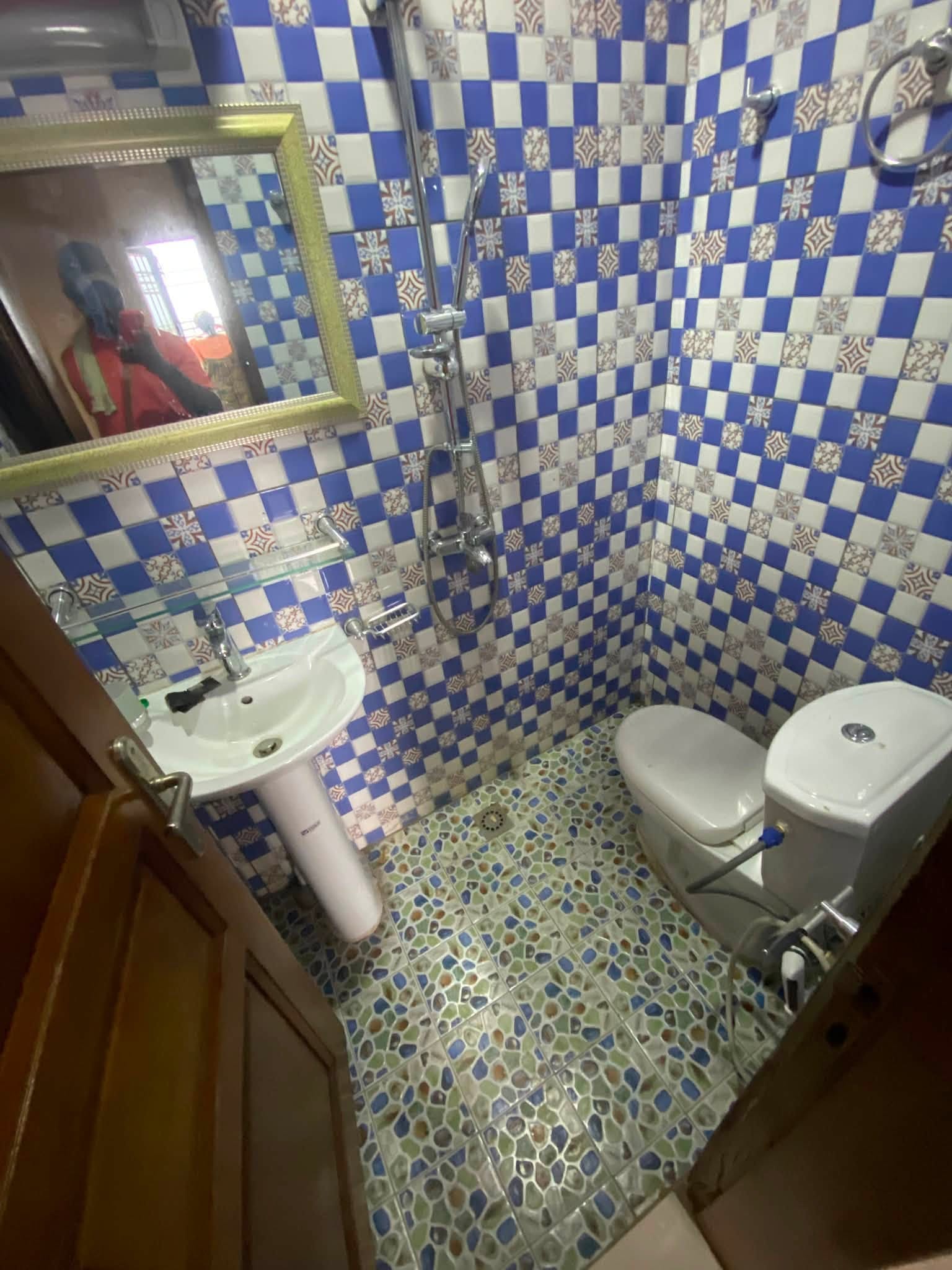 Apartement neuf et moderne à louer à Japoma par Nyalla château